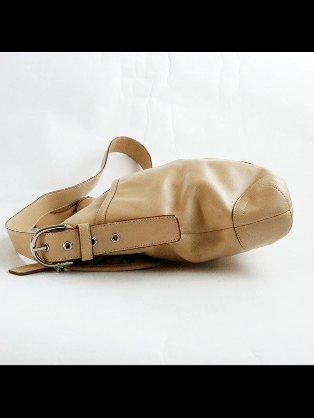 Vintage Coach L3Q-9480 Soho Flap Crossbody Shoulder Bag Leather Camel Beige - Picture 3 of 15